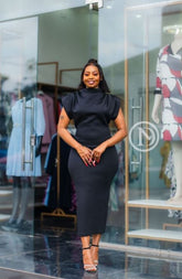Elegant black bodycon dress