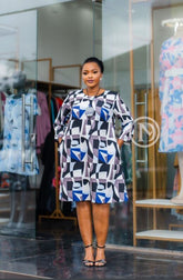 Elegant geometric print shift dress