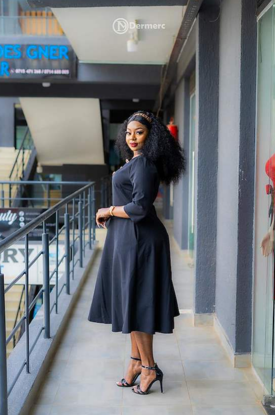 Elegant black midi dress