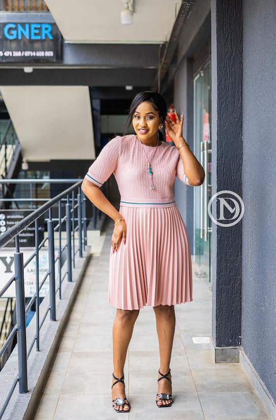 Elegant pink pleated dress