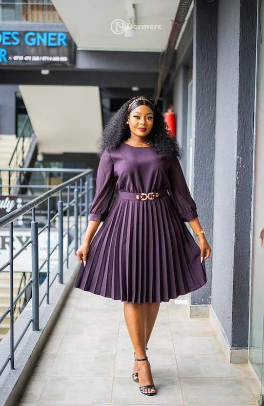 Elegant dark purple pleated dress