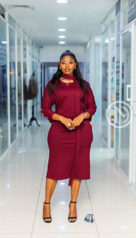 Elegant striking burgundy midi dress