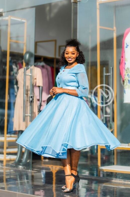 Elegant blue midi dress