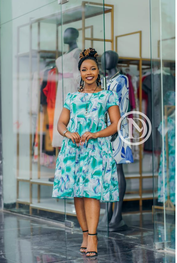 Short sleeved dress