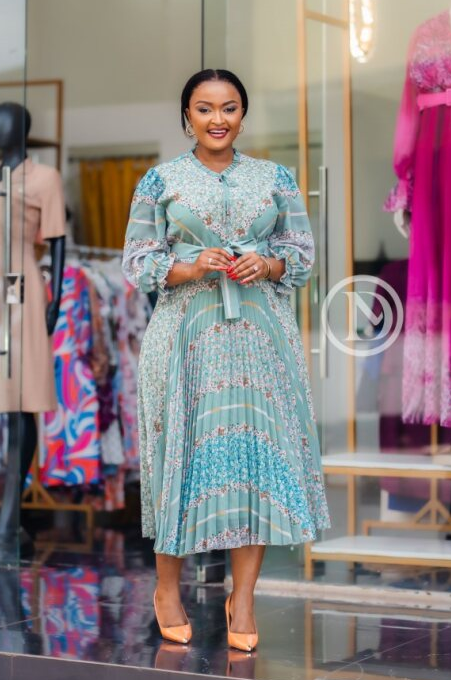 Elegant sage-green floral pleated midi dress